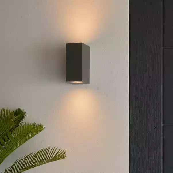 Dunelm Lamont Outdoor Wall Light 3 Dunelm Lamont Outdoor Wall Light - Image 3