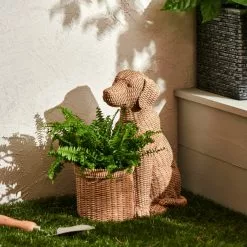 Dunelm Rattan Effect Labrador Planter