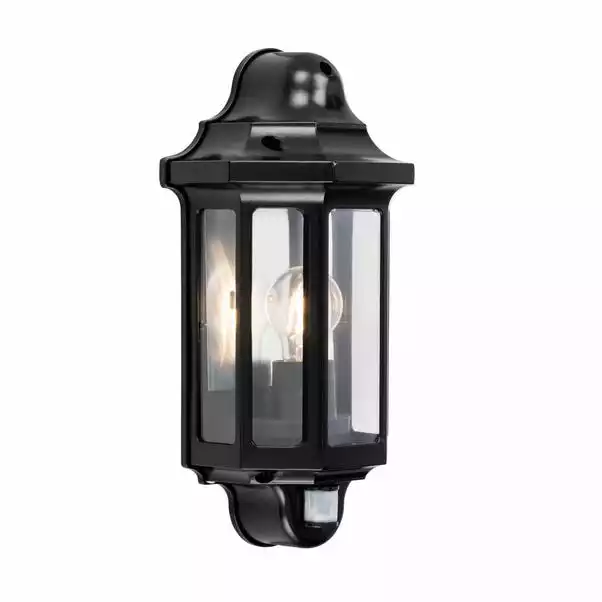Vogue Lighting Watson Outdoor PIR Wall Light 1 Vogue Lighting Watson Outdoor PIR Wall Light