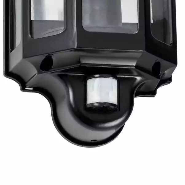 Vogue Lighting Watson Outdoor PIR Wall Light 4 Vogue Lighting Watson Outdoor PIR Wall Light - Image 4